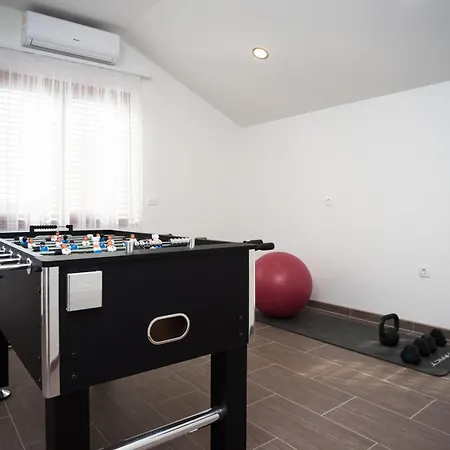 Luxury With A Swimming Pool - Cuskijas, Novigrad - 19461 Pridraga