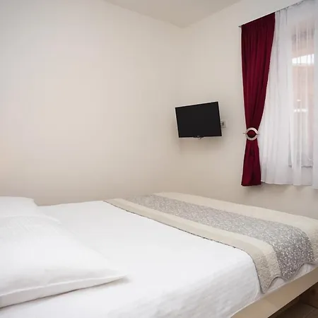 Luxury With A Swimming Pool - Cuskijas, Novigrad - 19461 ヴィラ