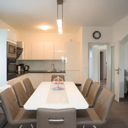 Luxury With A Swimming Pool - Cuskijas, Novigrad - 19461 ヴィラ Pridraga